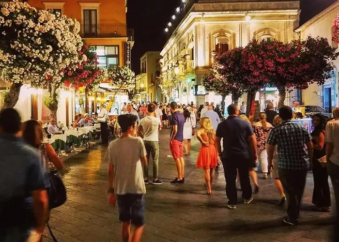 Naxos Sicilian Luxury ジャルディーニ・ナクソス