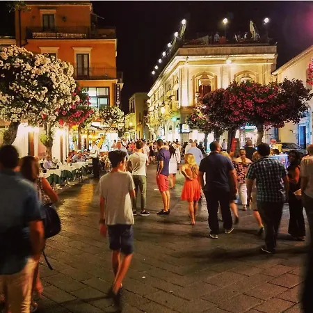 Naxos Sicilian Luxury ジャルディーニ・ナクソス